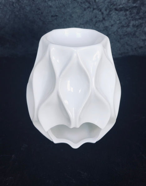 Nico Ceramic Wax Melt Burner in Gloss White