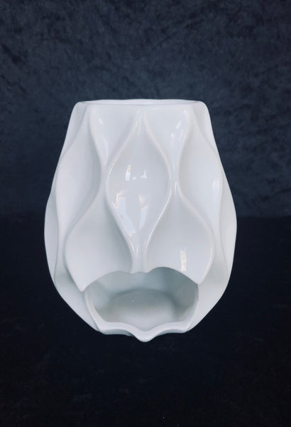 Nico Ceramic Wax Melt Burner in Gloss White
