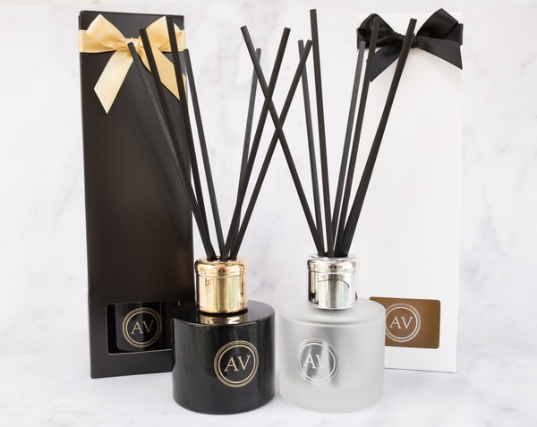 Antique Oak & Leather Luxury Reed Diffuser.