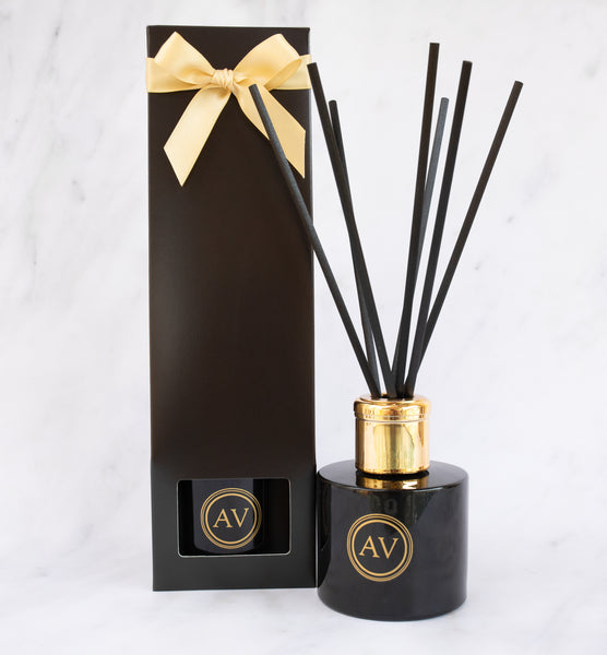 Antique Oak & Leather Luxury Reed Diffuser.